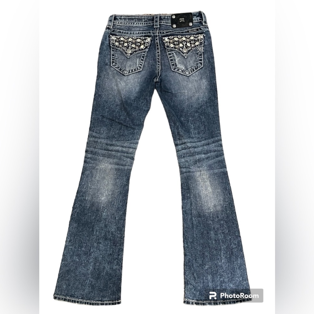 Miss Me Mid-Rise Bootcut, Size 27